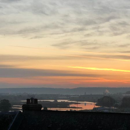 Le Loft Du Homard Bleu - Entre Ciel Et Mer - Free Parking 500M Honfleur Exteriör bild