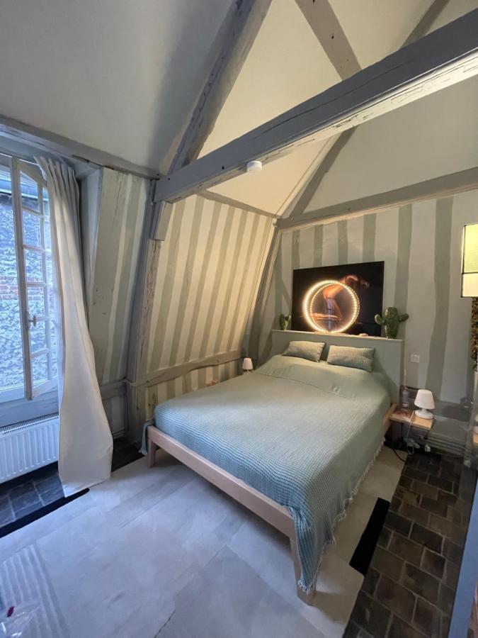 Le Loft Du Homard Bleu - Entre Ciel Et Mer - Free Parking 500M Honfleur Exteriör bild